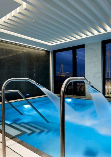 spa pool.